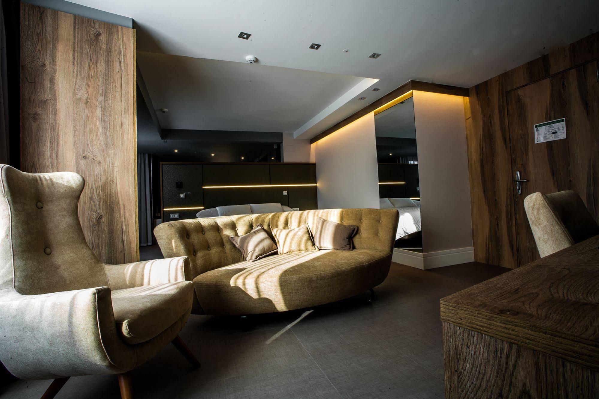 Hotel & Spa Ciudad De Binéfar Zewnętrze zdjęcie